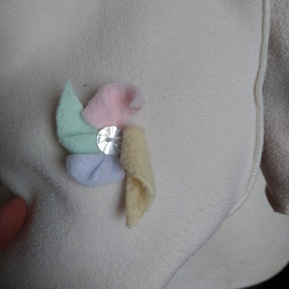 White fleece Penelope Mack 12 month jacket and matching hat - Picture 4 of 7